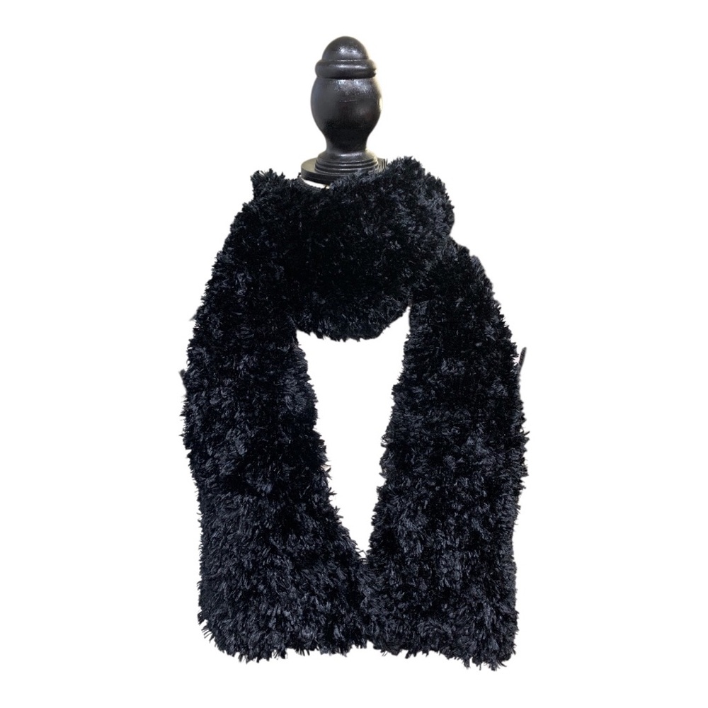 ▪️Fownes Womens Black Faux Fur Scarf▪️